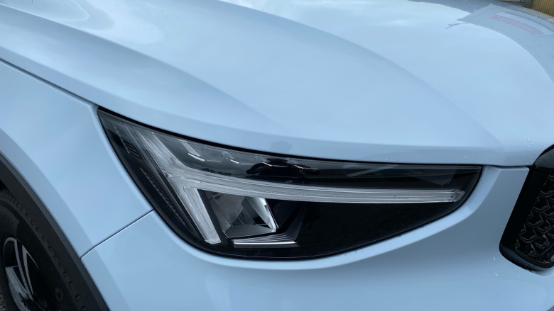 Volvo XC40 2.0 B3P Plus Dark 5dr Auto Petrol Estate